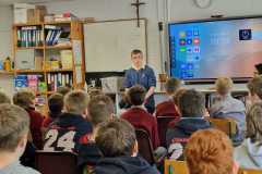 WhatsApp-Image-2024-04-18-at-19.46.02